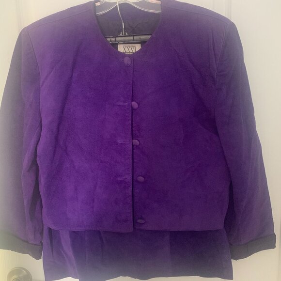 Suede Suit - Picture 1 of 6